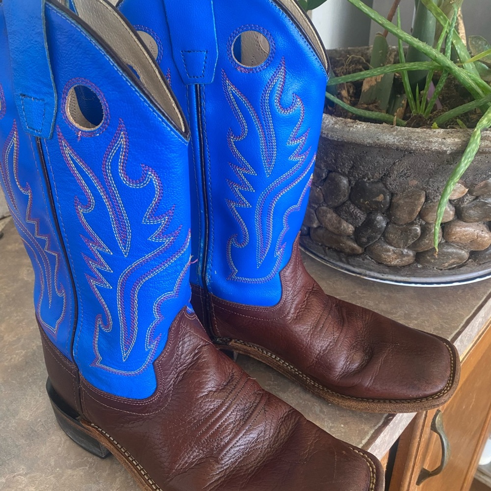 Blue and Brown Cowboy Boots square toe size 4